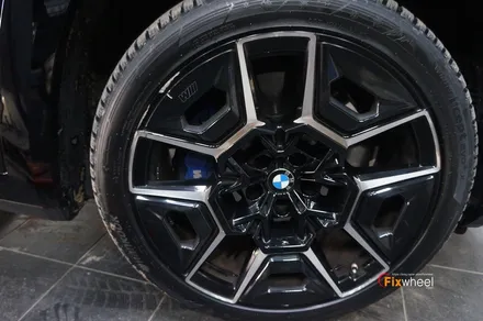 BMW XM 블랙색상 휠긁힘 휠기스 휠복원 / 하남시 풍산동