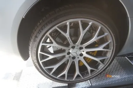 R232 벤츠 SL63AMG 로고 살려서 휠복원 / 하남시 풍산동