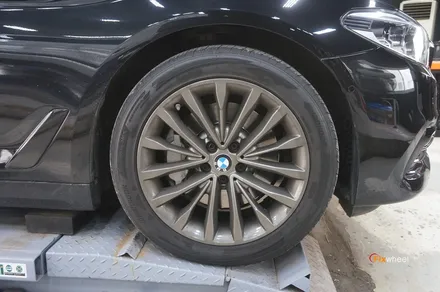 [휠도색] BMW G30 530i 블랙유광 휠도색 / 하남시 풍산동