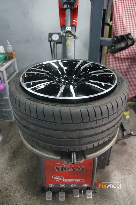 BMW M5(F90) 순정휠 휠복원 ! / 하남시 풍산동