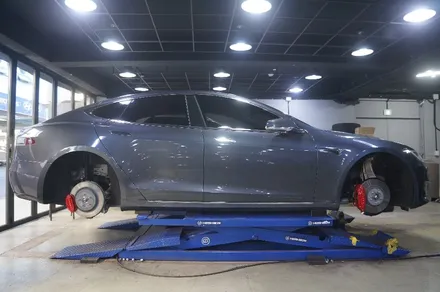 [테슬라 Model S] 캘리퍼도색 & 휠도색 ^^ / 하남시 풍산동