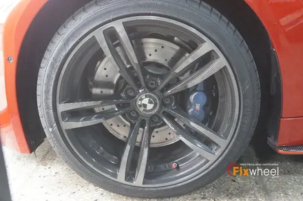 [BMW M4] 검정유광 휠도색~ / 하남시 풍산동