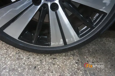 [벤츠 CLA250] 휠복원 & 다이아몬드커팅 / 하남시 풍산동
