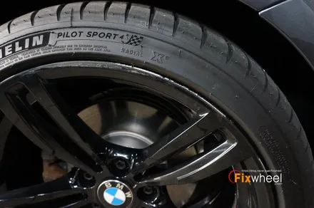 [휠도색] BMW 320i & 검정유광 / 하남시 풍산동
