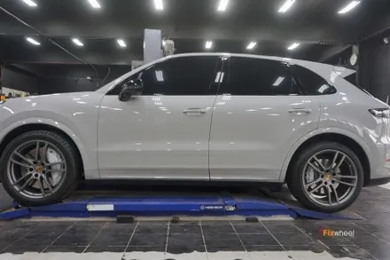 포르쉐 카이엔 무광 하이퍼실버 휠복원 / 하남시 풍산동
