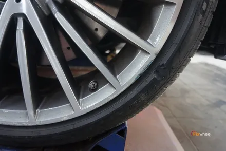 벤츠 S500 휠복원 신마차휠, 까다로운 손상도 순정처럼 / 하남시 풍산동