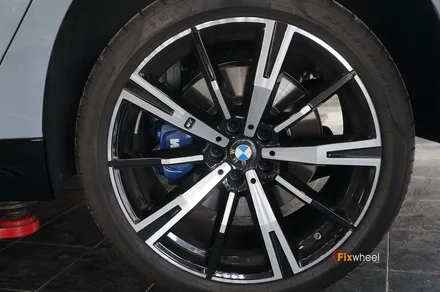 [휠도색] BMW G60 530i 블랙유광 휠도색 / 하남시 풍산동