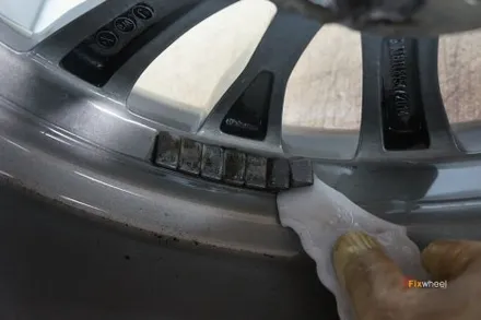 [휠도색] BMW G30 530i 블랙유광 휠도색 / 하남시 풍산동