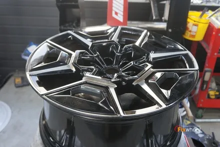 자동차 휠 타이어 긁힘 BMW XM 복원 과정 / 하남시 풍산동