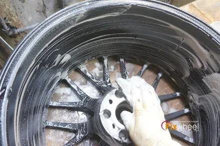 [벤츠 C63 AMG] 검정유광, 휠복원 ^^ / 하남시 풍산동