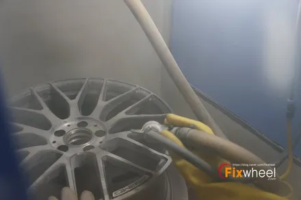 [벤츠 C63 AMG] 투톤 색상 휠도색^^ / 하남시 풍산동