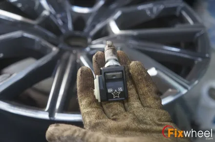 BMW 740i 휠복원, 스크래치 감쪽같이 없애는 방법 / 하남시 풍산동