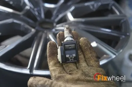 BMW 휠 찍힘, 순정처럼 돌아올 수 있을까요? / 하남시 풍산동