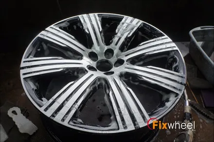 볼보 XC90 휠복원, 림 가장자리 손상 살리기 / 하남시 풍산동