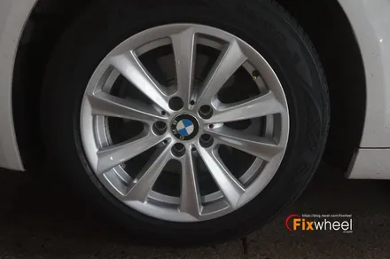 [BMW 528i] 메탈릭실버 색상, 휠수리 / 하남시 풍산동