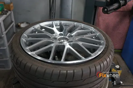 [벤츠 A45 AMG] 순정 퀄리티의 휠수리!! / 하남시 풍산동