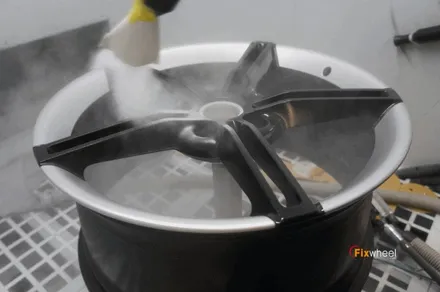 포르쉐 타이칸 E미션휠(E-미션휠) 휠복원 / 하남시 풍산동