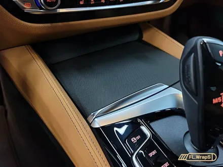 BMW 520i 매트릭스 블랙 실내랩핑 - 플랩스(FL.WrapS) / 하남 실내랩핑 / 미사랩핑 / 서울송파,강동 랩핑 / 하남 천현동