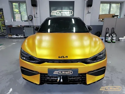 기아 EV6 GT Line 에이버리 에너제틱 옐로루 전체랩핑 & 블락포디 샴페인골드 열차단썬팅 - 플랩스(FL.WrapS) / 하남 썬팅 / 하남랩핑 / 하남 천현동