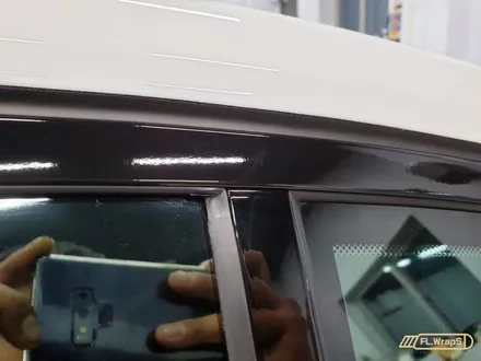 BMW 신형 5시리즈 LCi 윈도우 크롬 몰딩, 사이드 미러 부분 랩핑 유광 블랙 - 강동, 송파, 하남 미사 자동차 랩핑, 루프스킨, PPF 전문 시공점 :: 하남 플랩스 / 하남 천현동