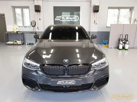 하남 플랩스 :: BMW G30 5시리즈 윈도우 크롬 몰딩, 펜더 가니시 부분랩핑 유광 블랙 - 서울 강동, 송파, 미사 신도시 가까운 곳 자동차 랩핑, PPF, 썬팅 시공 전문 / 하남 천현동