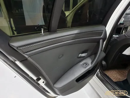 하남 플랩스 :: BMW E60 5시리즈 블랙 루프스킨, 사이드 미러 부분랩핑, 카본 실내랩핑 - 강동, 송파, 미사 자동차랩핑, PPF 시공 전문 / 광주, 양평 랩핑 추천 / 하남 천현동