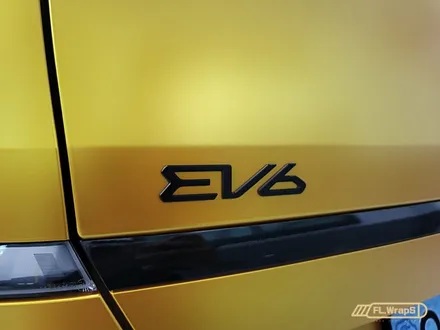 기아 EV6 GT Line 에이버리 에너제틱 옐로루 전체랩핑 & 블락포디 샴페인골드 열차단썬팅 - 플랩스(FL.WrapS) / 하남 썬팅 / 하남랩핑 / 하남 천현동