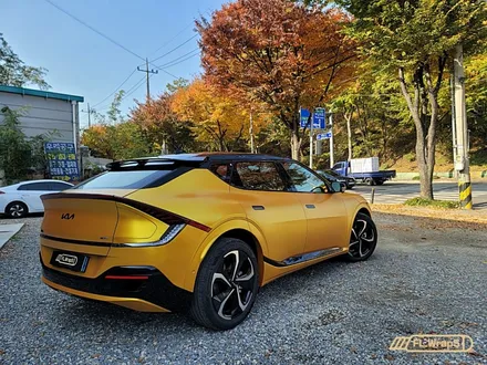 기아 EV6 GT Line 에이버리 에너제틱 옐로루 전체랩핑 & 블락포디 샴페인골드 열차단썬팅 - 플랩스(FL.WrapS) / 하남 썬팅 / 하남랩핑 / 하남 천현동