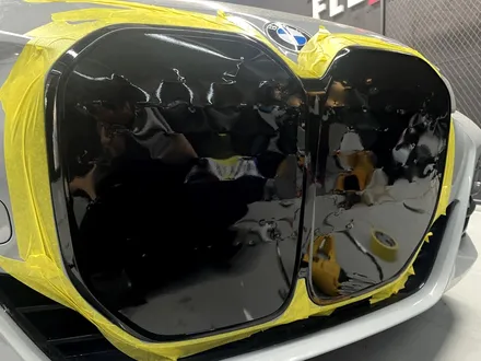 대구 경북 랩핑 전문점에서 BMW 4시리즈 430i 그릴 포인트 랩핑 시공 / 대구 남구