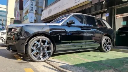 서울 부산 롤스로이스 컬리넌 시리즈2 블랙배지 신형개조