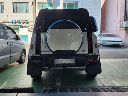 랜드로버 디펜더 블랙패키지 튜닝! 디펜더 악세사리까지 풀장착 완료