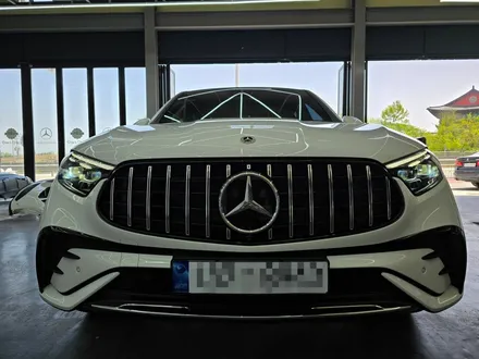 벤츠 glc300 - 빠질수없는 세로 그릴와 송풍구 엠비언트 시공으로 차량 외.내부 드레스업 !!!