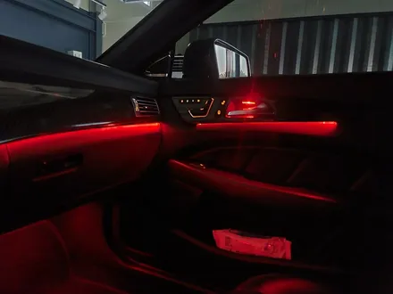 카오카오 > 벤츠 CLS 63amg -12색 엠비언트 확장 및 광량업