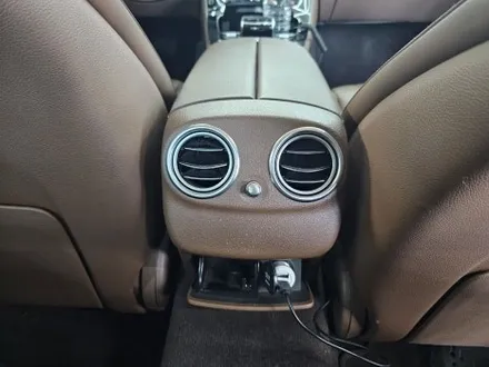 벤츠 E220d - \