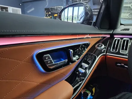 벤츠S500 - S클래스라면 액티브엠비언트는 절대 빠질 수 없죠 !!!
