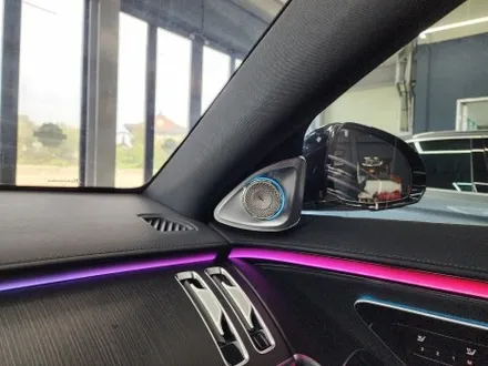 벤츠 S350d - 액티브 엠비언트 & 4d부메스터 패키지 \