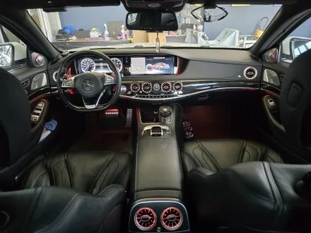 벤츠 63amg -  송풍구 엠비언트 / 타업체 컨버전 후 레이더센서 오류 → 카오카오에서 보정
