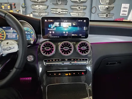 벤츠 GLC43amg - 송풍구 . 3d 부메스터 . 데시보드 엠비언트