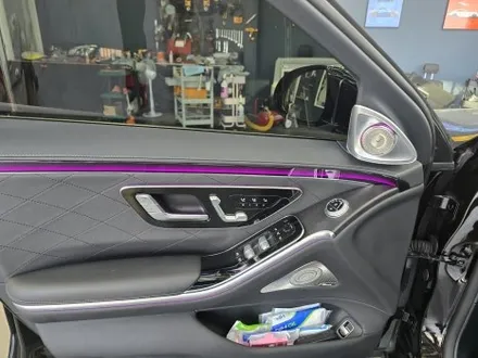 벤츠 s450 - 액티브 엠비언트 & 4D 부메스터 \
