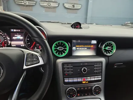 벤츠 SLC 43amg - 순정연동12색 송풍구엠비언트 & 레드컬러 안전벨트 / 풋등 엠비언트 추가 시공까지~~~