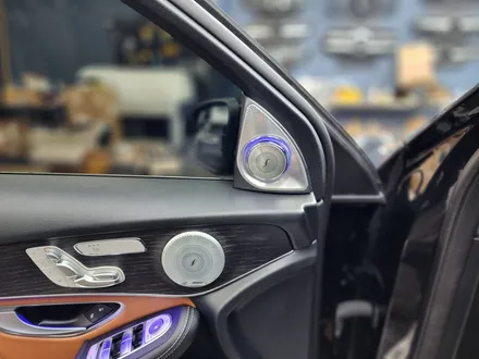 벤츠 GLC300e - \