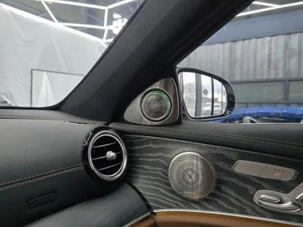 벤츠 w213 e350 - 계기판 상단엠비언트 & 3d부메스터(하이클라스)