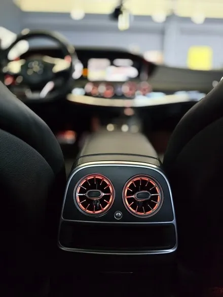 벤츠 63amg -  송풍구 엠비언트 / 타업체 컨버전 후 레이더센서 오류 → 카오카오에서 보정