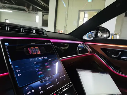 광주 카오카오 > 벤츠w223 s450 - 벤츠 순정 4D 부메스터 + 카비우스 모듈