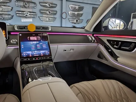 벤츠 W223 S350d 숏바디 - 액티브 엠비언트