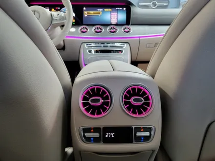 벤츠 CLS450 -  와이드콕핏 상단 엠비언트, 2열송풍구 엠비언트, R버튼