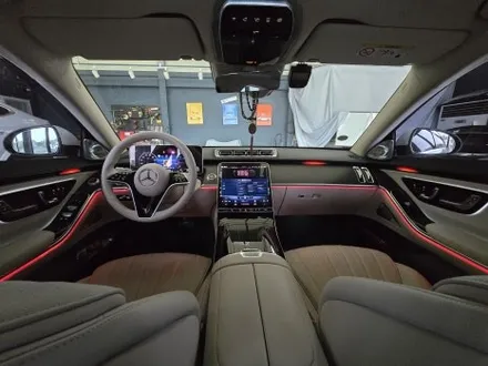 벤츠 w223 s350d - 액티브 엠비언트, 4d 부메스터
