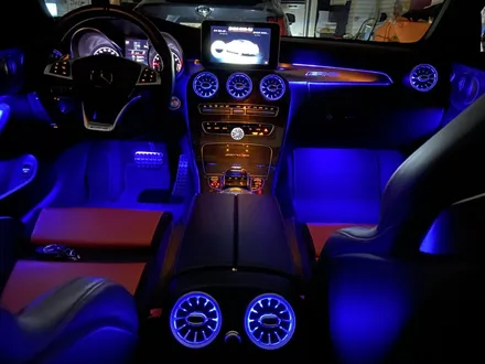 C63AMG 카브리올레 3색 64색으로 변경 및 송풍구엠비언트 교체!