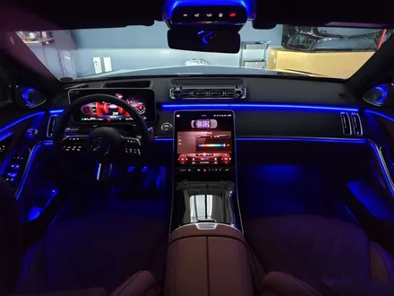 벤츠 S400d - 액티브 엠비언트 & 4D 부메스터 시공