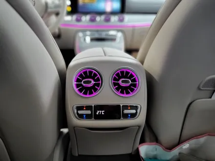 벤츠 CLS450 -  와이드콕핏 상단 엠비언트, 2열송풍구 엠비언트, R버튼